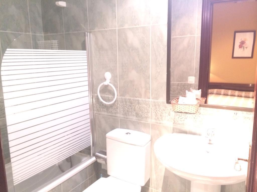 Hotel Nueva Allandesa Pola de Allande 部屋 写真